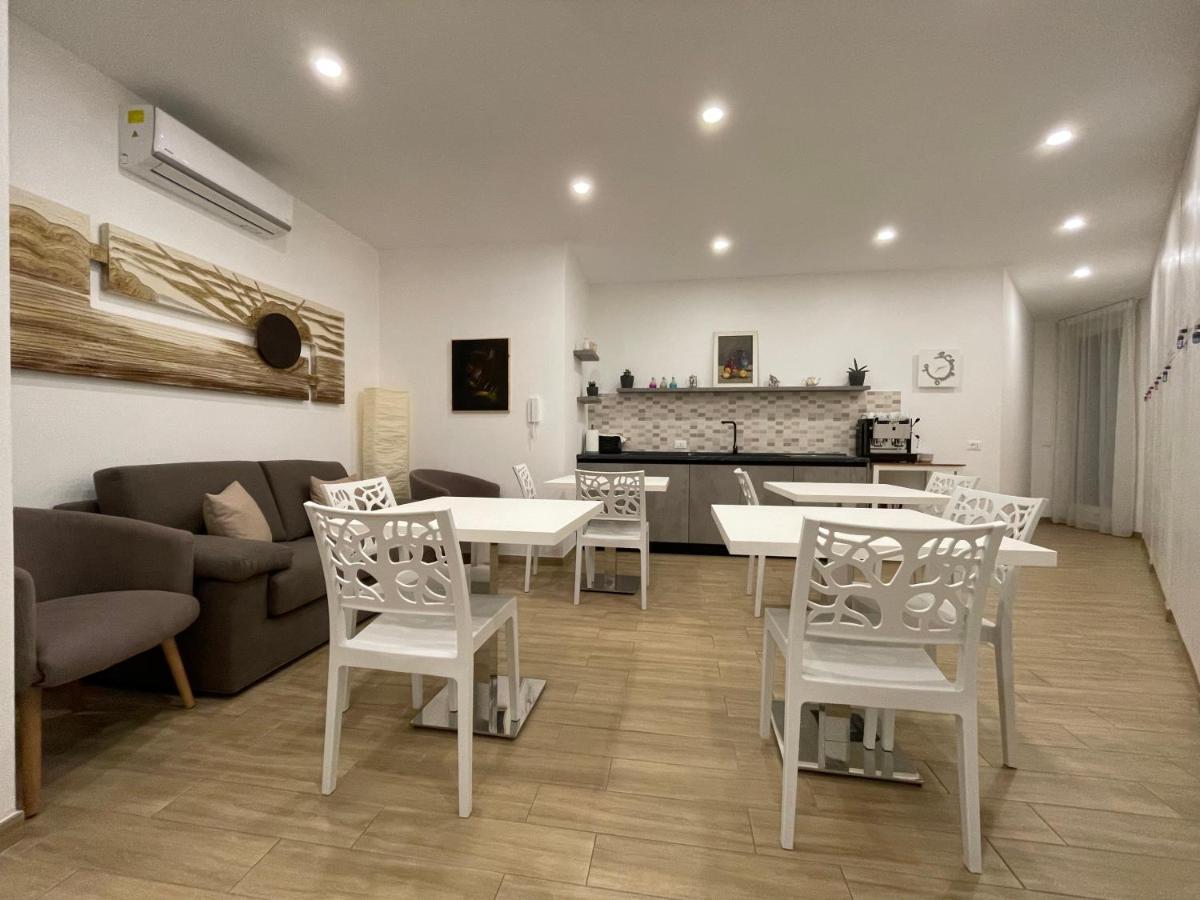 Il Giardino Nascosto Bed and Breakfast Portopalo Di Capo Passero Εξωτερικό φωτογραφία