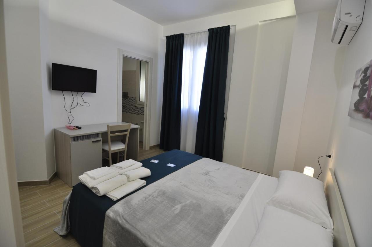Il Giardino Nascosto Bed and Breakfast Portopalo Di Capo Passero Εξωτερικό φωτογραφία