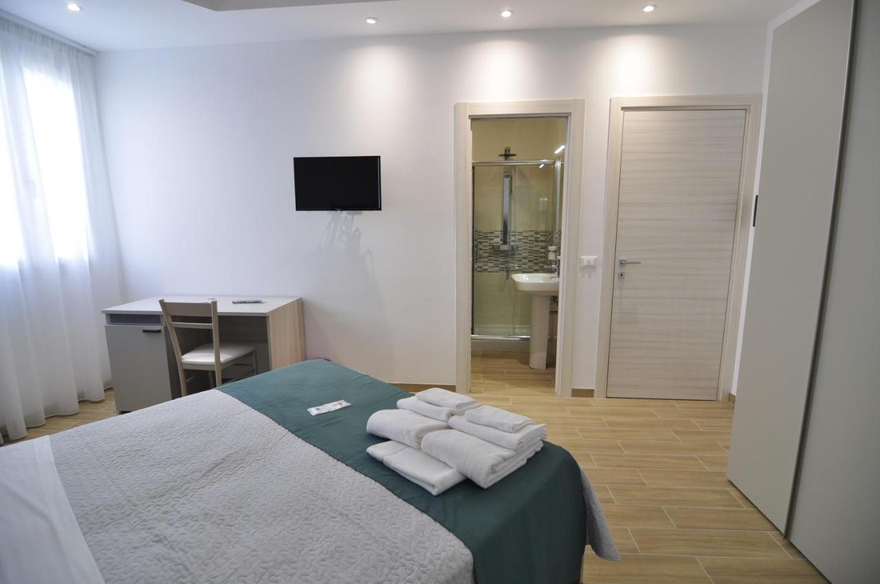 Il Giardino Nascosto Bed and Breakfast Portopalo Di Capo Passero Εξωτερικό φωτογραφία