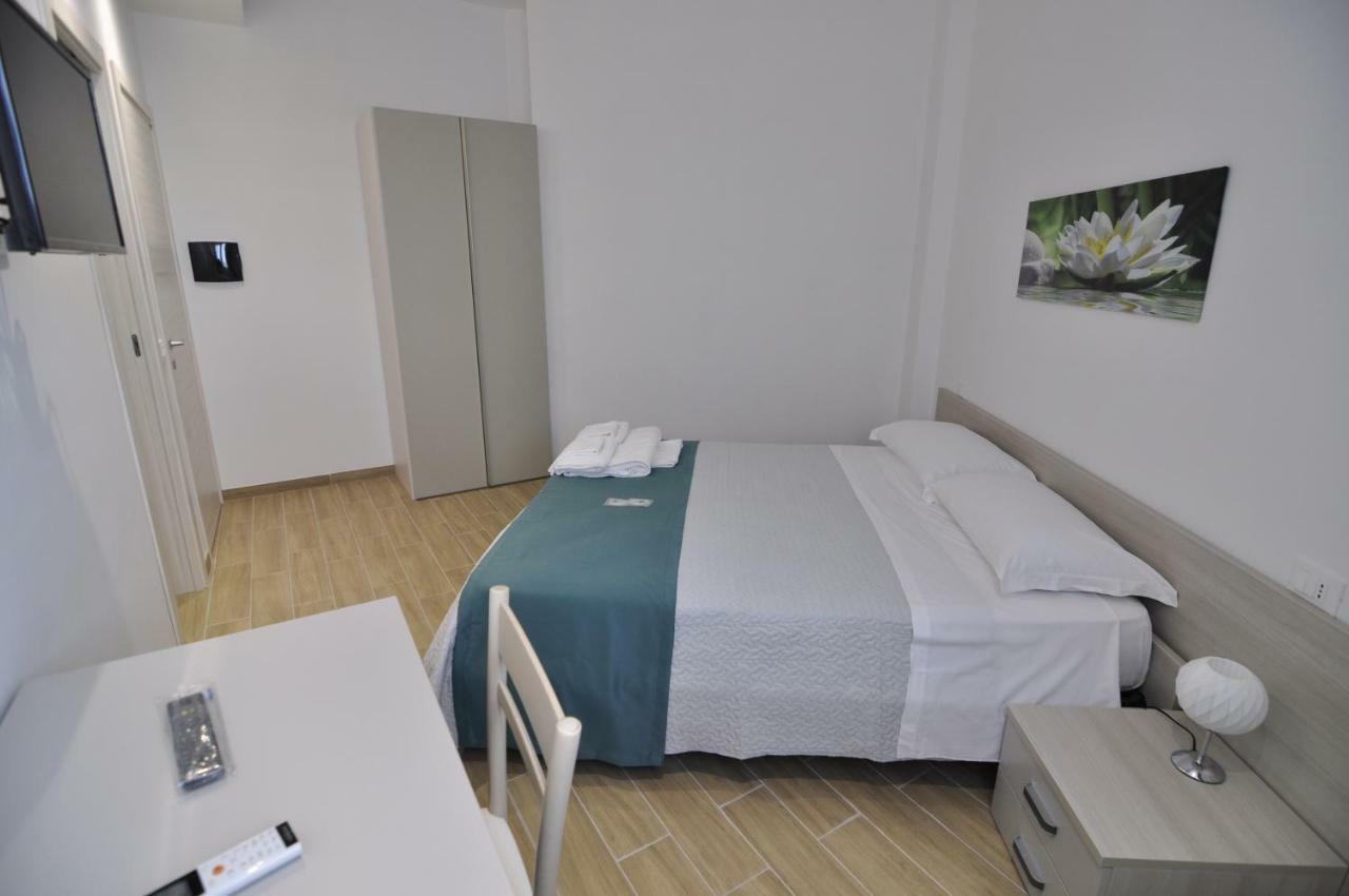Il Giardino Nascosto Bed and Breakfast Portopalo Di Capo Passero Εξωτερικό φωτογραφία